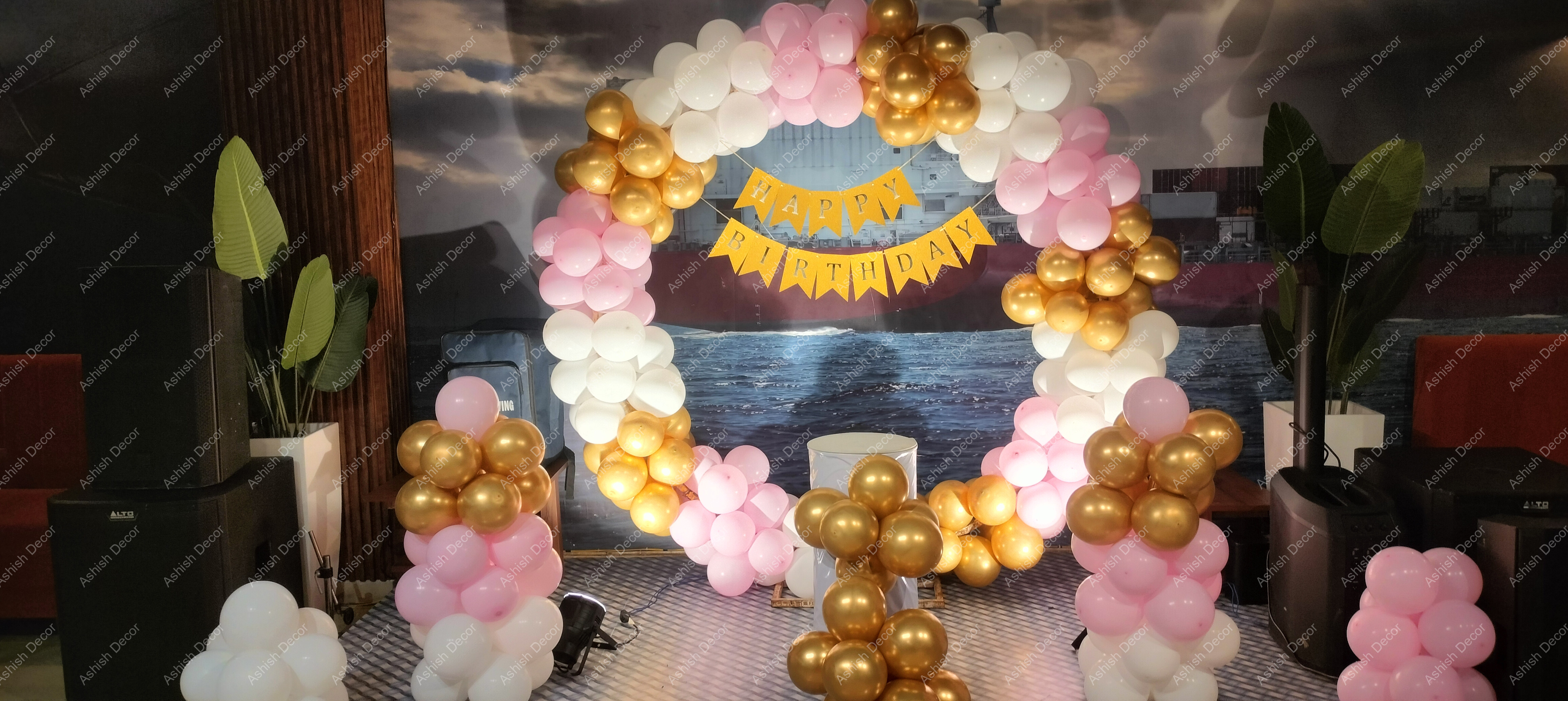 Baloon decor - 1000435529